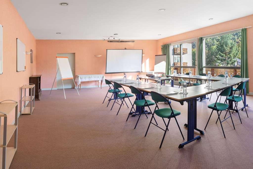 Brit Hotel Florimont Saint-Ferréol Facilidades foto
