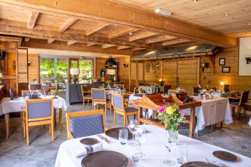 Brit Hotel Florimont Saint-Ferréol Restaurante foto