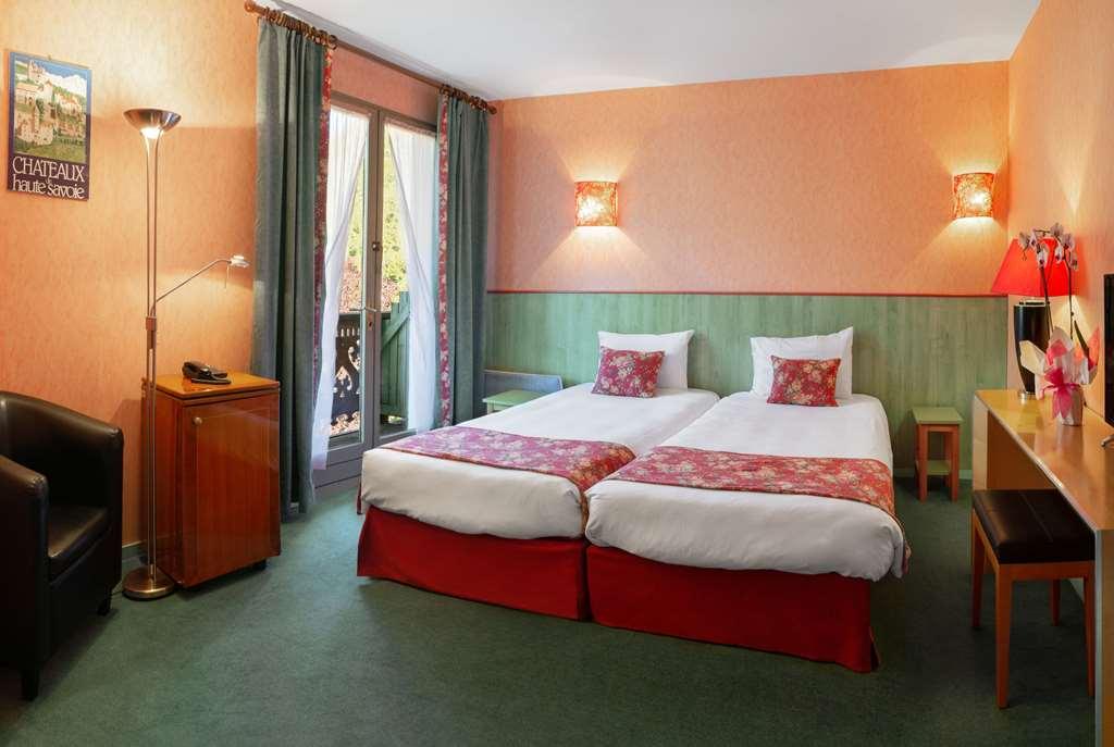 Brit Hotel Florimont Saint-Ferréol Habitación foto